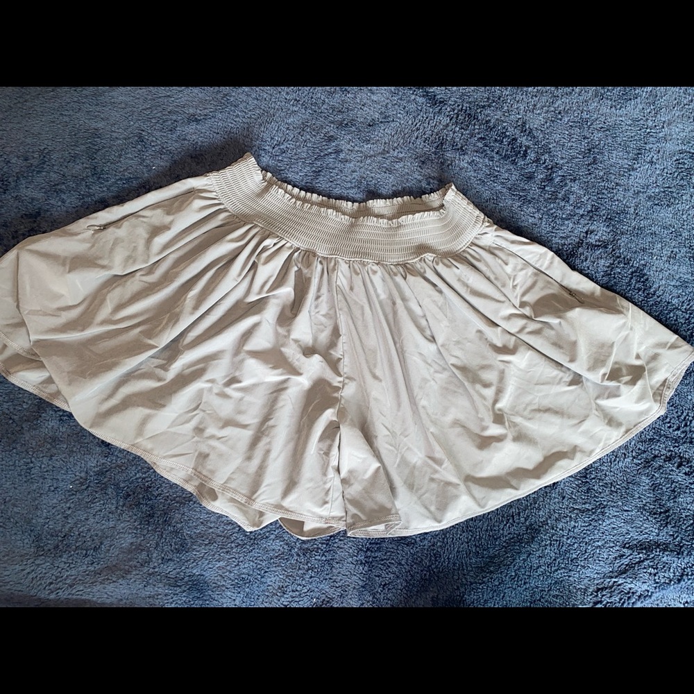Loose Athleta shorts